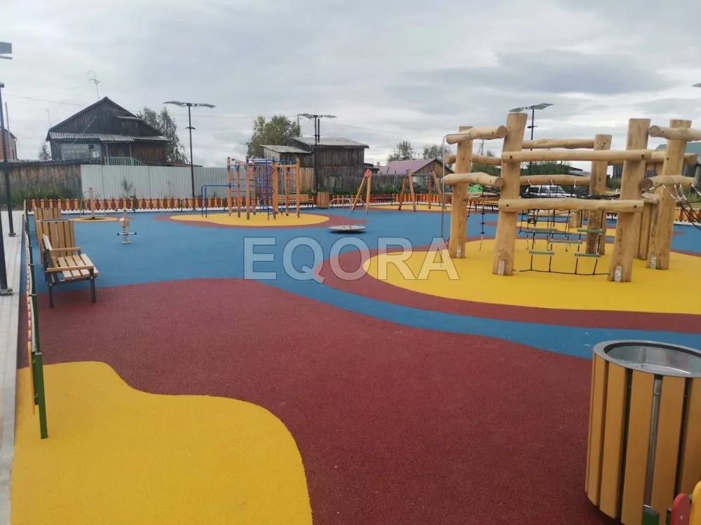 Какая оптимальная толщина резинового покрытия для детской площадки в Нижнем Тагиле?